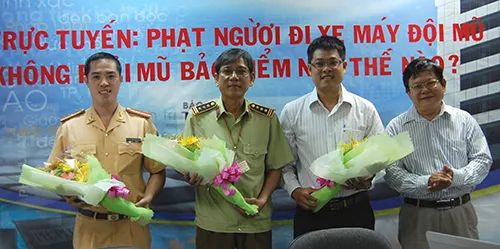 Trực tuyến: Phạt người đi xe máy đội mũ không phải mũ bảo hiểm như thế nào? ảnh 76