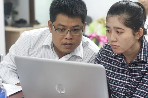 Trực tuyến: Phạt người đi xe máy đội mũ không phải mũ bảo hiểm như thế nào? ảnh 68