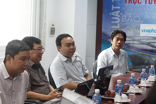  Trực tuyến: Điện thoại thông minh và nỗi lo bị nghe lén ảnh 82