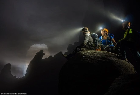 Báo Anh “chào mời” du khách đến với hang Sơn Đoòng