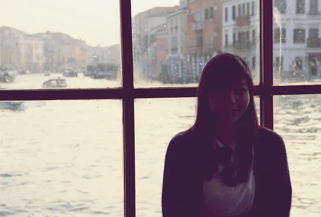 Vẻ đẹp con người giữa sắc thu châu Âu ảnh 5