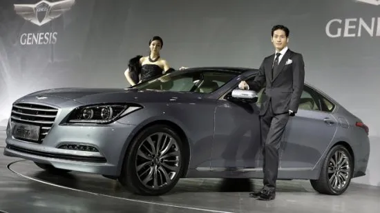 Hyundai Genesis thế hệ mới ra mắt với giá từ 44.000 USD ảnh 1