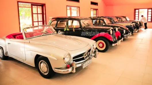 Phát hiện bộ sưu tập xe cổ tiền tỷ ở Đồng Nai ảnh 3