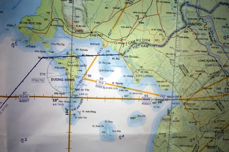 Bay cùng AH26 ảnh 2