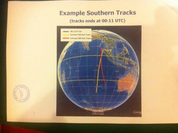 Malaysia công bố ảnh vệ tinh lần ra dấu vết MH370 ảnh 2