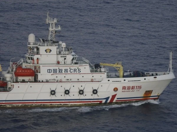 Chưa triển khai tàu ngầm khi chưa thấy tín hiệu hộp đen MH370 ảnh 1