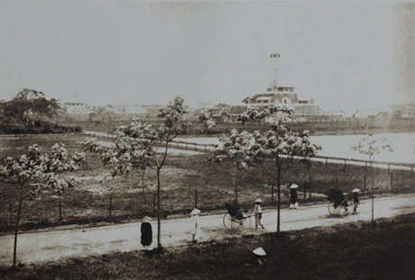 Cột cờ thành Hà Nội