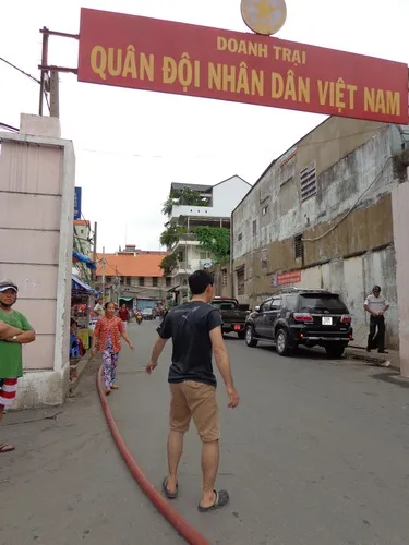 Cháy kho hàng trong doanh trại quân đội ảnh 4