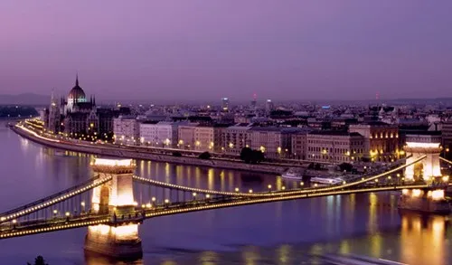 Những đóa hồng lặng lẽ ở Bulgaria ảnh 10