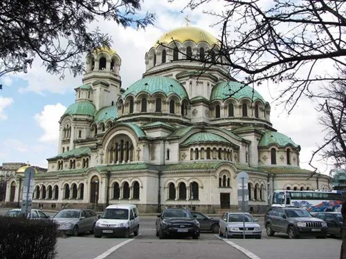 Những đóa hồng lặng lẽ ở Bulgaria ảnh 1