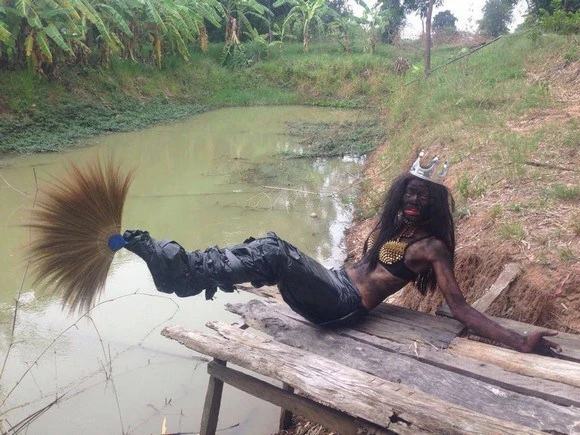 Giới trẻ châu Á "sốt" trào lưu chụp ảnh "nàng tiên chổi" ảnh 7