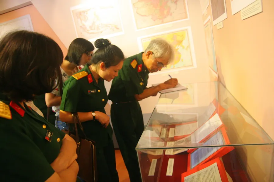 Bằng chứng về hành động ngang ngược của Trung Quốc trên vùng biển Việt Nam ảnh 3 Bằng chứng về hành động ngang ngược của Trung Quốc trên vùng biển Việt Nam ảnh 3