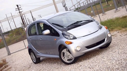 10 mẫu xe xấu nhất thị trường ảnh 3