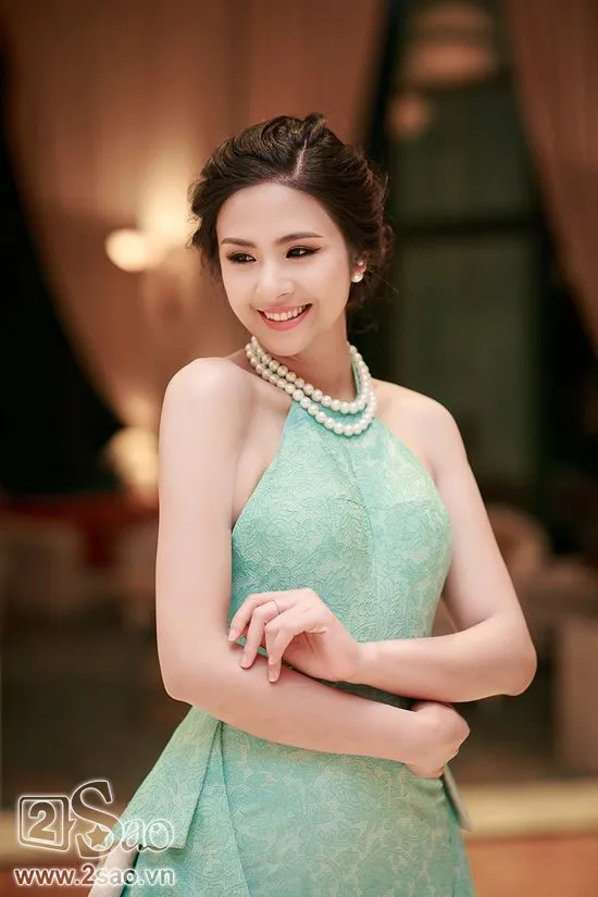 Ngọc Hân hở lưng trần táo bạo ảnh 9 Ngọc Hân hở lưng trần táo bạo ảnh 9
