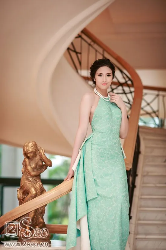 Ngọc Hân hở lưng trần táo bạo ảnh 4 Ngọc Hân hở lưng trần táo bạo ảnh 4