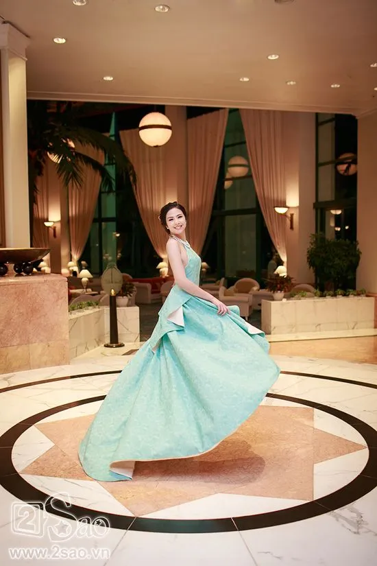 Ngọc Hân hở lưng trần táo bạo ảnh 13 Ngọc Hân hở lưng trần táo bạo ảnh 13