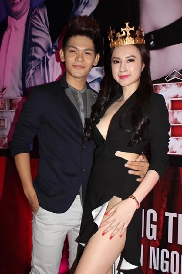 Scandal 'để đời' vì trang phục của mỹ nhân Việt ảnh 17 Scandal 'để đời' vì trang phục của mỹ nhân Việt ảnh 17
