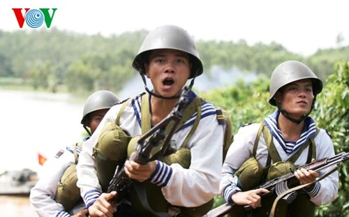 Hình ảnh lính Hải quân luyện tập hiệp đồng chiến đấu ảnh 6