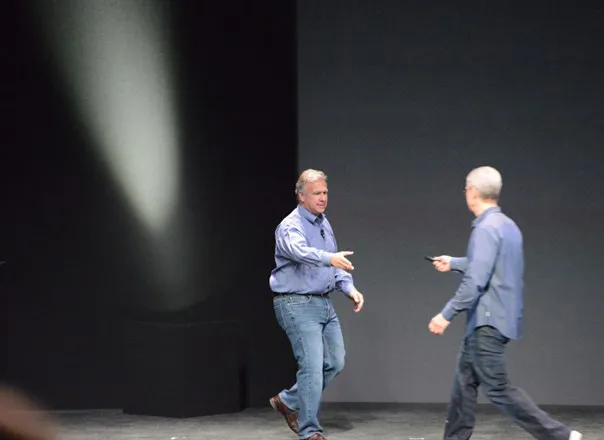 Những hình ảnh độc đầu tiên của iPhone 6 và iPhone 6 Plus ảnh 8