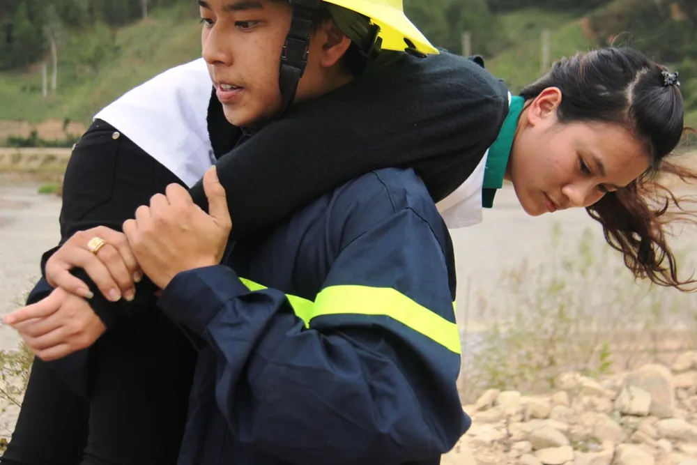 Chùm ảnh diễn tập cấp cứu nạn nhân vụ sập hầm Đạ Dâng ảnh 20