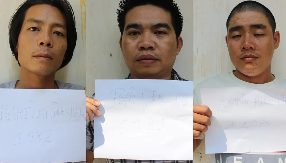 Triệt phá hai ổ mại dâm núp bóng cà phê ảnh 1