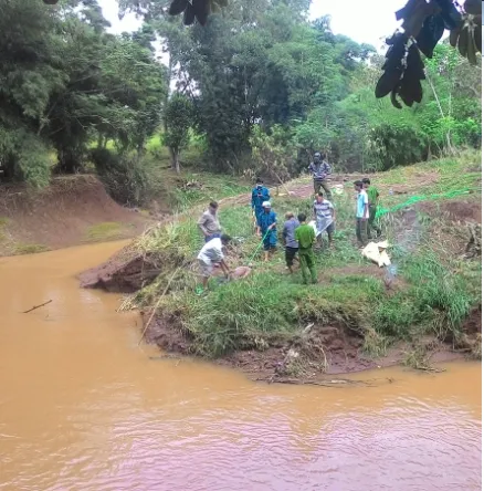 Phát hiện thi thể người đàn ông bên bờ suối ảnh 1
