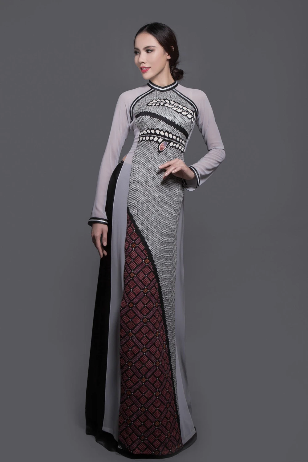 Lệ Quyên mặc gì dự thi hoa hậu? ảnh 4 Lệ Quyên mặc gì dự thi hoa hậu? ảnh 4