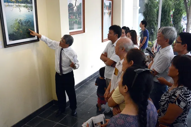 Hồ Gươm trong khoảnh khắc lạ thường ảnh 8