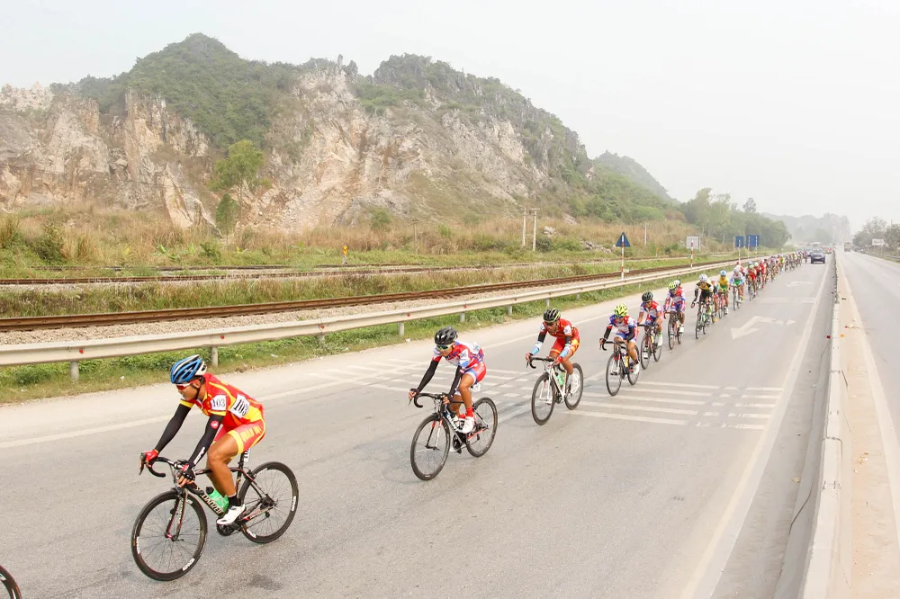 Lê Văn Duẩn lần đầu chạm tay vào chiến thắng ảnh 4