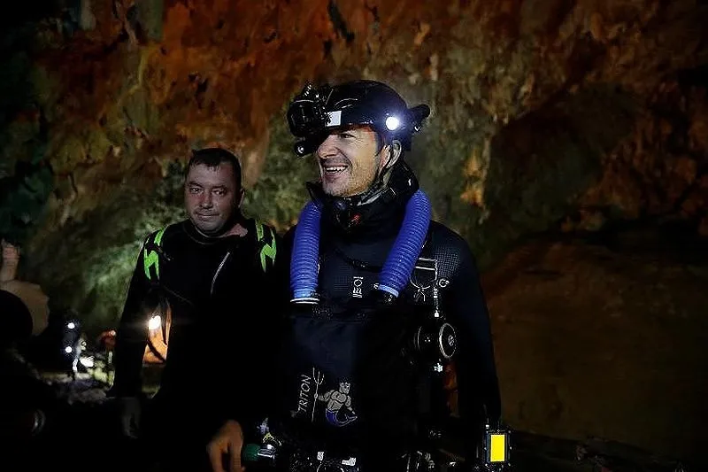 Những khoảnh khắc đáng nhớ trong chiến dịch giải cứu đội bóng ảnh 5 Những khoảnh khắc đáng nhớ trong chiến dịch giải cứu đội bóng ảnh 5