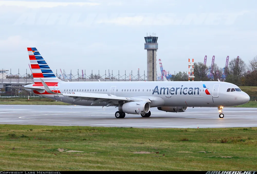 Sinh viên hàng không bị bắt vì bị cáo buộc âm mưu trộm máy bay ảnh 1 Sinh viên hàng không bị bắt vì bị cáo buộc âm mưu trộm máy bay ảnh 1