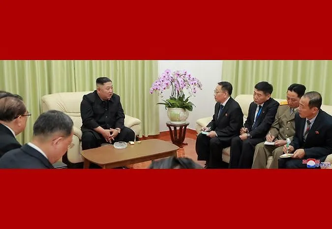 Triều Tiên công bố hình ảnh ông Kim tại Việt Nam ảnh 13 Triều Tiên công bố hình ảnh ông Kim tại Việt Nam ảnh 13