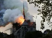 Thế giới bàng hoàng trước vụ cháy Nhà thờ Đức Bà Paris