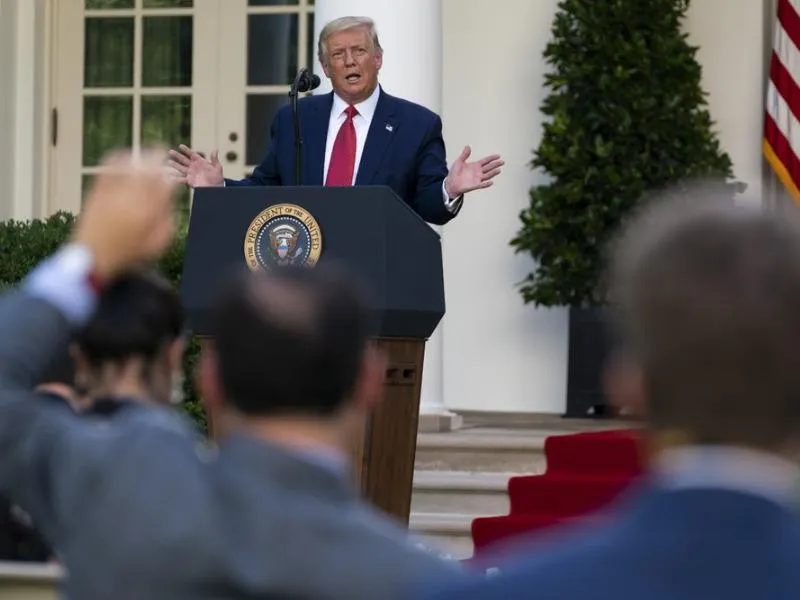 Ông Trump đòi mở cửa trường học, đa phần người Mỹ không chịu ảnh 1