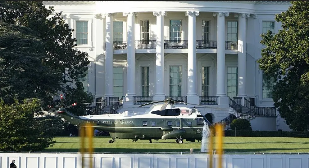 Ông Trump được chuyển đến bệnh viện sau khi sốt cao ảnh 1 Ông Trump được chuyển đến bệnh viện sau khi sốt cao ảnh 1