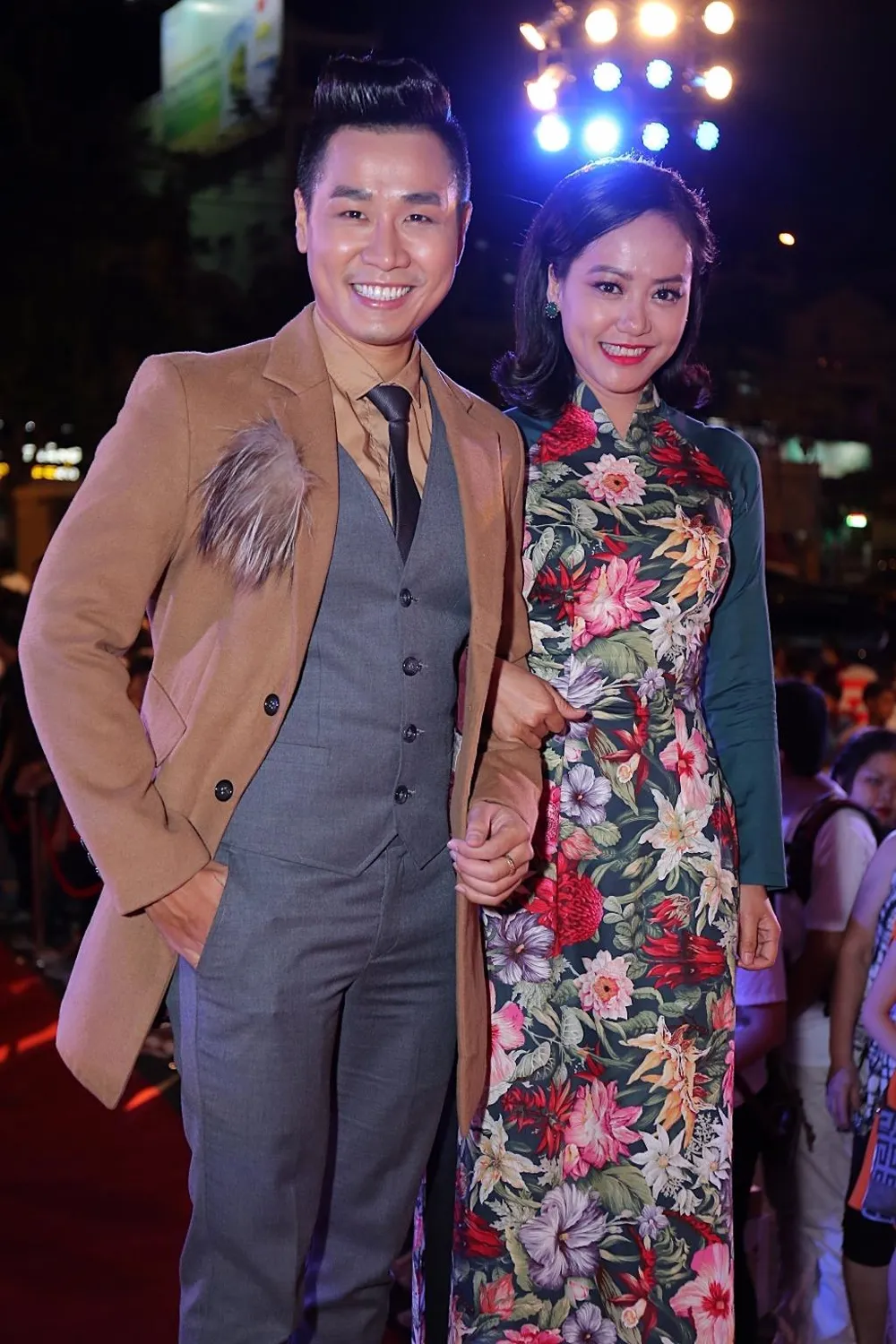 Diễn viên Hồng Ánh và MC Nguyên Khang là hai người dẫn dắt lễ trao giải