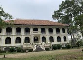 Nhà thờ Đức Bà trở lại có Thánh lễ trực tiếp sau 6 tháng đóng cửa ảnh 2 Từ hôm nay Sài Gòn tiếp tục ngưng Thánh lễ cộng đồng