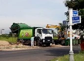 Người dân chặn xe vào bãi rác, hàng ngàn tấn rác phải đổ tạm