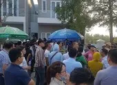 Công bố vi phạm của Bách Đạt An trong vụ 1.000 người đòi sổ đỏ ảnh 4 Dân vây trụ sở, Bách Đạt An quyết lôi Hoàng Nhất Nam ra tòa