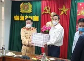 Giới thiệu Chủ tịch UBND TP Đà Nẵng ứng cử đại biểu HĐND ảnh 1 Chủ tịch Đà Nẵng xuyên đêm chúc Tết các đơn vị