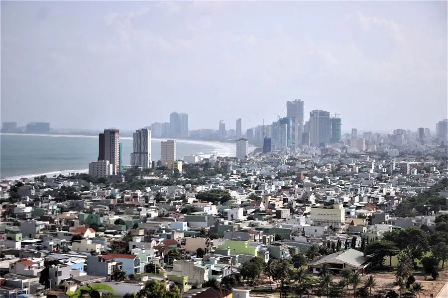 Giá nhà ở riêng lẻ, đất nền tại Đà Nẵng trong quý II có xu hướng chững lại. Ảnh: TẤN VIỆT