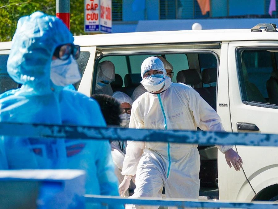 Sau khi chuyển từ nhóm A sang nhóm B, COVID-19 sẽ không còn được điều trị miễn phí. Ảnh: PLO Sau khi chuyển từ nhóm A sang nhóm B, COVID-19 sẽ không còn được điều trị miễn phí. Ảnh: PLO