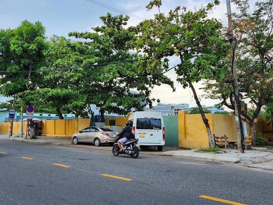 Khu đất 271 Nguyễn Tri Phương. Ảnh: TẤN VIỆT Khu đất 271 Nguyễn Tri Phương. Ảnh: TẤN VIỆT