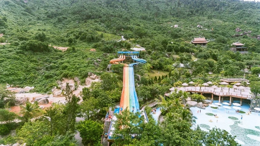 Công viên Suối khoáng nóng Núi Thần Tài do Công ty cổ phần DHC Suối Đôi làm chủ đầu tư. Ảnh: DHC Công viên Suối khoáng nóng Núi Thần Tài do Công ty cổ phần DHC Suối Đôi làm chủ đầu tư. Ảnh: DHC