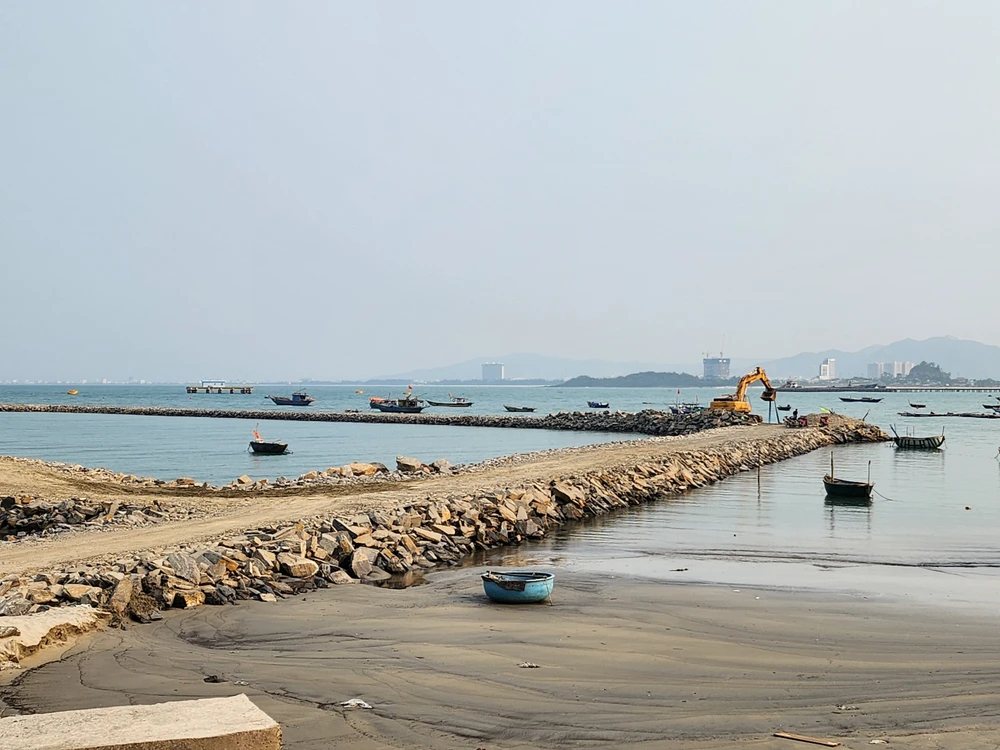 Khu vực Cảng Liên Chiểu tiếp giáp với Làng Vân. Ảnh: TẤN VIỆT