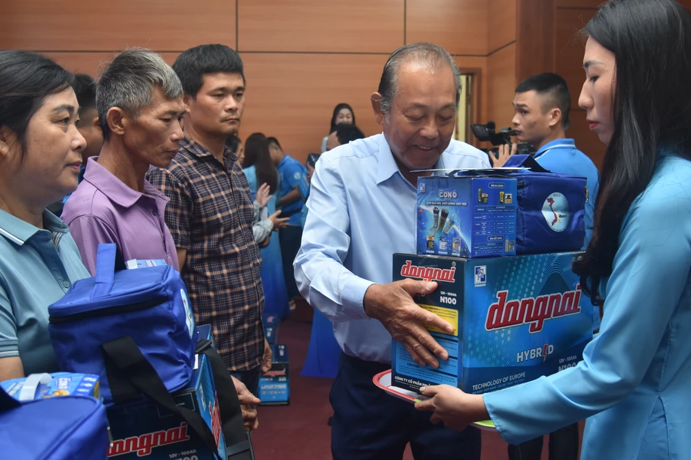 chương trình ngư dân quảng bình đèn trên biển