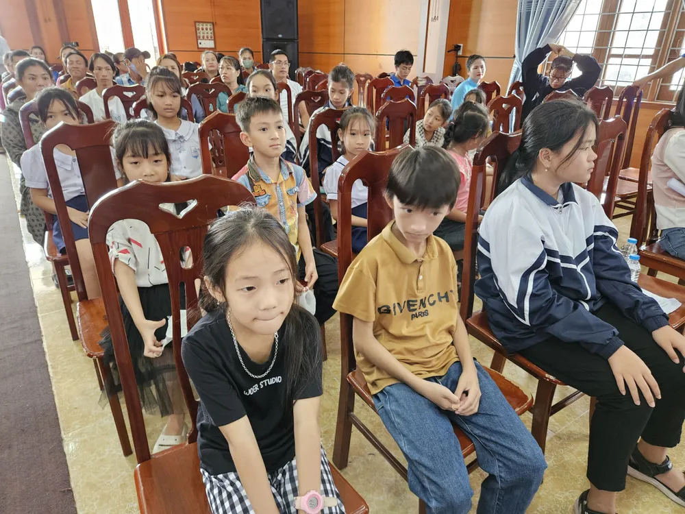 ngư dân đèn trên biển quảng bình pháp luật tphcm