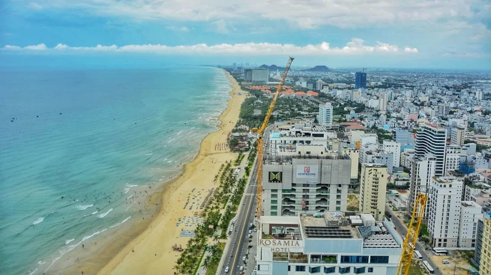 Đà Nẵng cấp giấy phép môi trường cho nhiều dự án ven biển. Ảnh: TẤN VIỆT đà nẵng giấy phép môi trường dự án ven biển