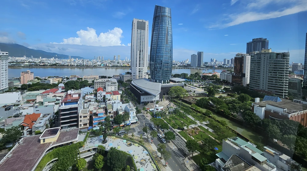 Đà nẵng né tránh đùn đẩy