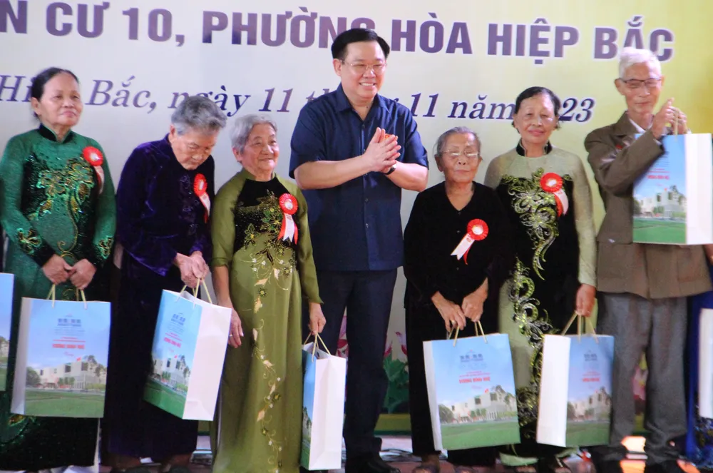 chu tich quoc hoi doan ket da nang 3.JPG